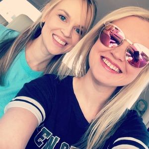 Meet your Posher, Christina